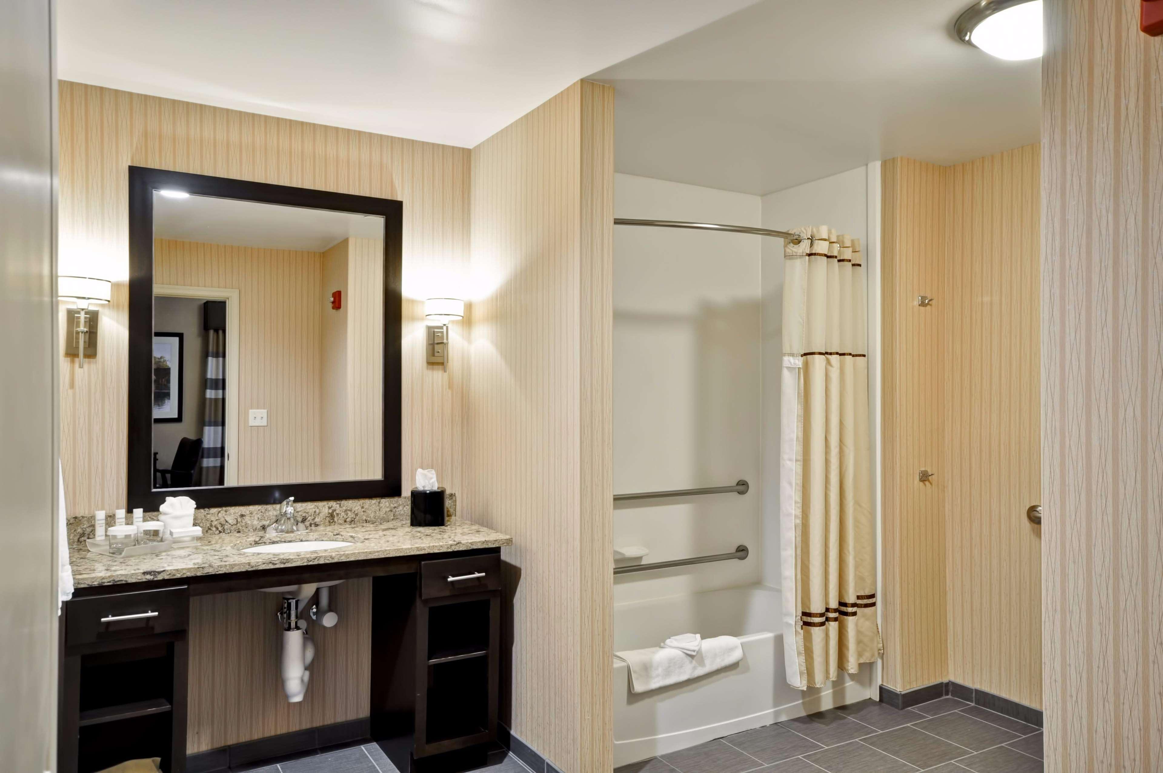 Homewood Suites By Hilton Hartford / Southington Ct Exterior photo