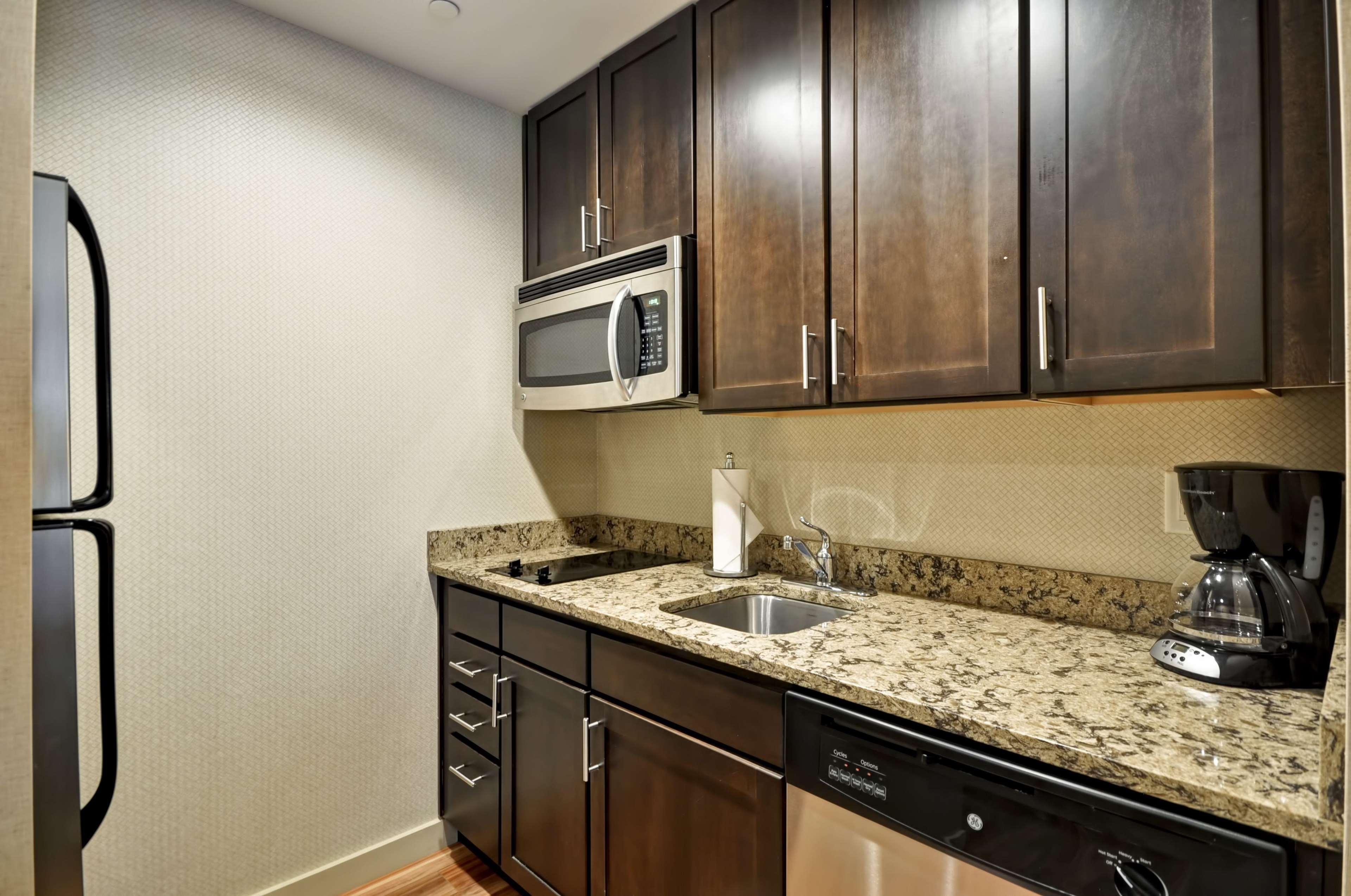 Homewood Suites By Hilton Hartford / Southington Ct Exterior photo